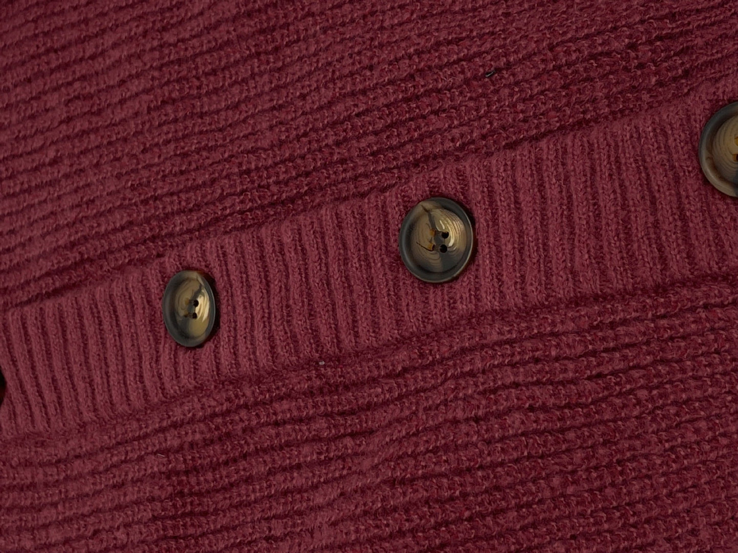 V Yaka Düğmeli Oversize Triko Hırka