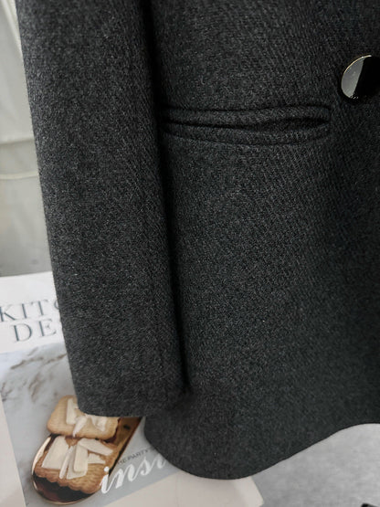 Gri Yün Dokulu Düğmeli Ceket