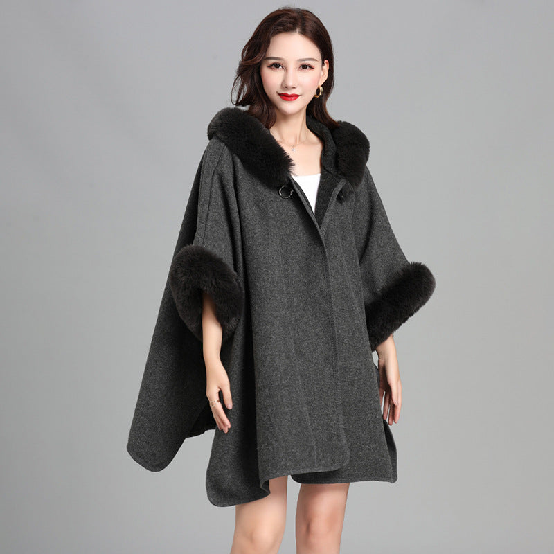 Kapüşonlu & Peluş Yakalı Pelerin Kaban